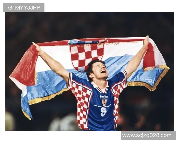 白人长发足球球星的光辉历程与传奇时刻解析 白人长发足球球星的光辉历程与传奇时刻解析